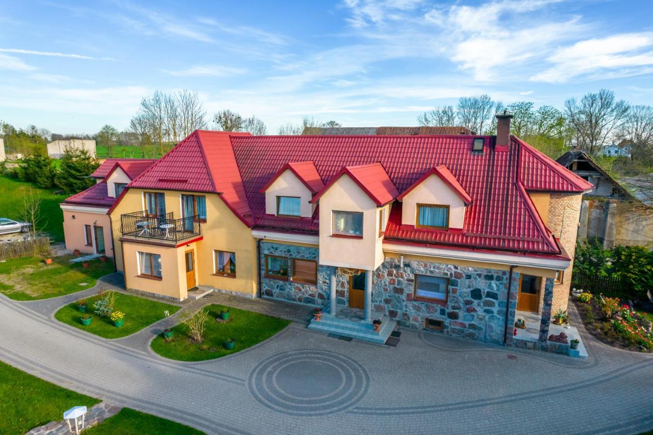 Zameczek Villa Mikołajki Exteriör bild